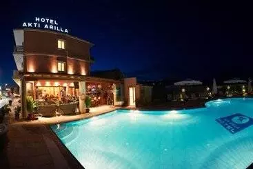 ホテル Akti Arilla
