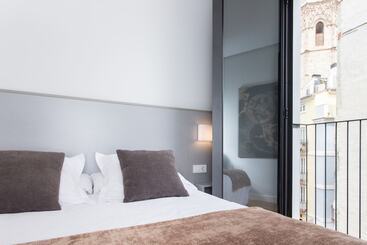 آپارتمان Mon Suites Catedral