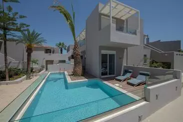 Sofia Apartments Sea View