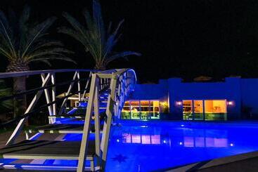 Sofia Apartments Sea View