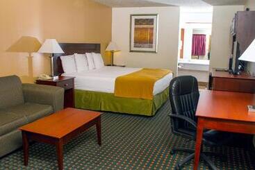 בית מלון כפרי Budget Inn & Suites Guymon