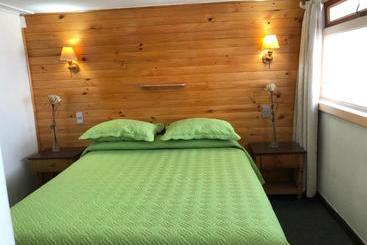 هتل Ancud Petit Hostal