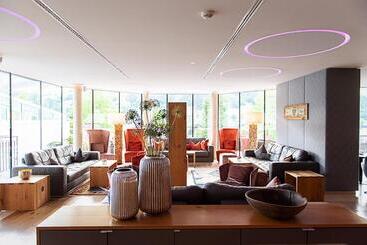 公寓式酒店  Sport  Und Wellnesshotel Held 4 Sterne Superior