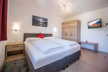 Aamiaismajoitus (B&B) Mountain Residence Alpenhof   Company Hotel Alpenhof Kg Sas Der Gasser Renate