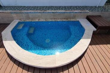 Pensionat Hostal Blood Moon