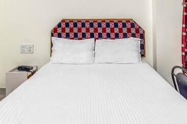 فندق Spot On Swarna Mayuri