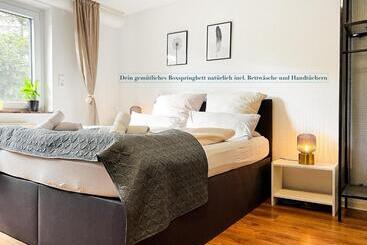 Bed and Breakfast Modern Room With Netflix In Porta Westfalica