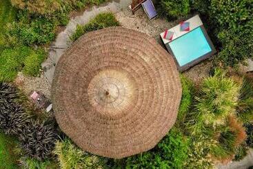 Отель Is Cheas Wine Farm Boutique