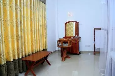 Pension  V Cabanas & Yala Safari Place