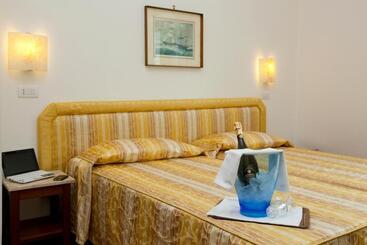 ホテル Royal Hills