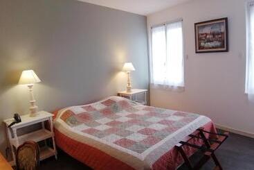 בית מלון כפרי Hôtel Le Palma