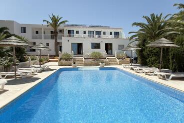 ホテル Lago Dorado  Formentera Break