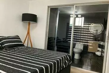 Bed & Breakfast Hostal 277 Familiar