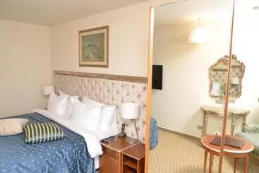 Carmen International Hotel Venus   Fost Becali