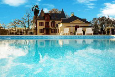 בית מלון כפרי Chateau Estefani