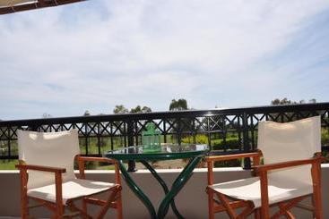 Hotel Pagonis Studios