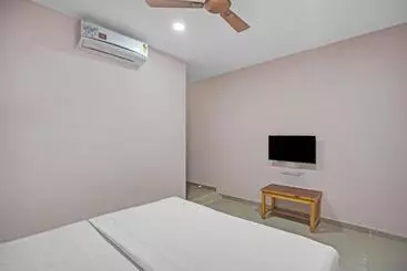 Hotel Flagship 85248 Anant