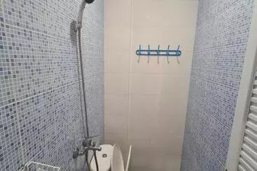 Cămin Reddoorz Near Tugu Muda Semarang