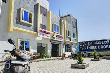 Hotel Oyo 84335 Anjana Residency