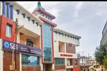 ホテル Pop 84708 Maa Tripura Residency