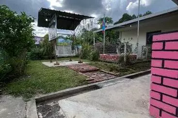 Hotelli Oyo 90415 Seri Desa Homestay