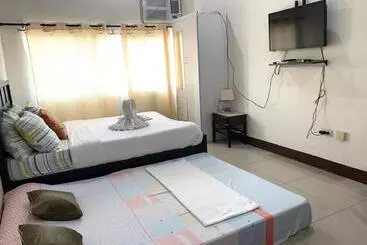 アパートホテル Luxanos Condo Place  San Marino