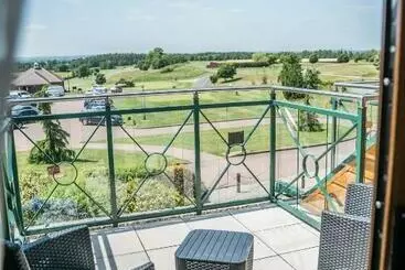 ホテル The Chase Golf & Country Club