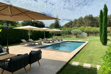 Bed & Breakfast Le Jardin Des Amandiers