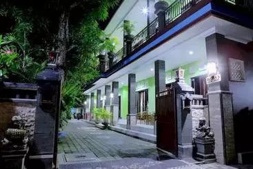 פונדק Budhas Guest House