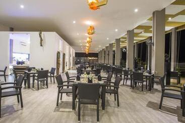 فندق Aliya Resort And Spa Thema Collection