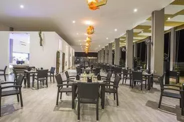 Hotel Aliya Resort And Spa Thema Collection