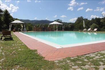 여관 Msnrelais Poggio Di Gaville