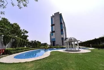 هتل Crowne Plaza Greater Noida, An Ihg