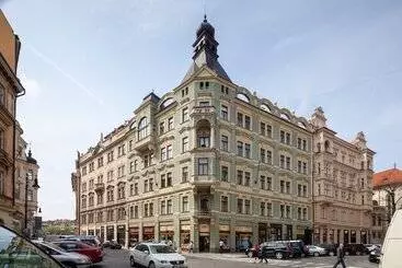 آپارتمان‌های توریست‌ها Old Town   Dusni Apartments