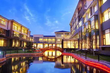 Otel Royal Tulip Zhujiajiao Shanghai