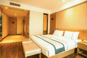 Otel City Comfort Inn Xianning Tongcheng Zhuangyuan Square