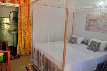 Star Hotel Arugambay