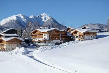 ペンション Gasthof Schöntal