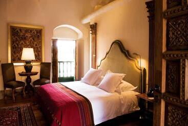 Otel Inkaterra La Casona Relais & Chateaux