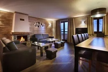 اقامتگاه Chalet Des Neiges Hermine