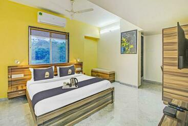 Hotel Treebo Trend The White Castle