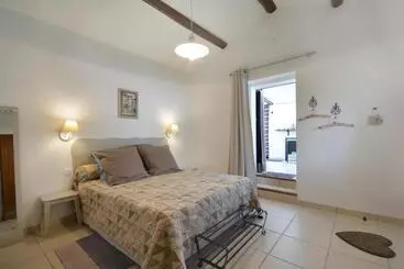 Bed and Breakfast Le Cabanon De L Olivette