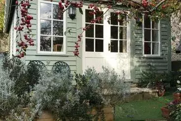 Crabapple Cottage B&b