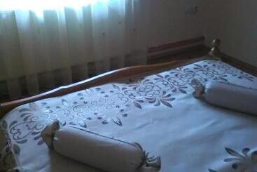 Pensjonat Casa Cu Muscate