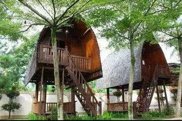 The Kulawi Villa & Resort