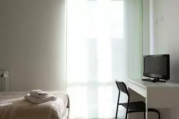 تختخواب و صبحانه Il Verde Pino