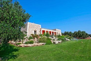 Hotell Agriturismo La Collina Degli Ulivi