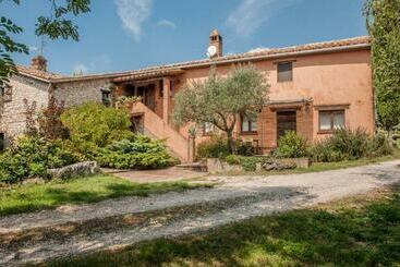 בית מלון כפרי Il Tamantino