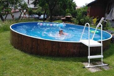 پانسیون Chalupa U Novotných