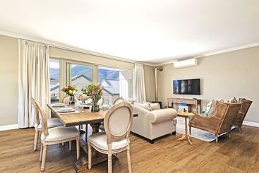 فندق L Ermitage   Franschhoek Chateau & Villas